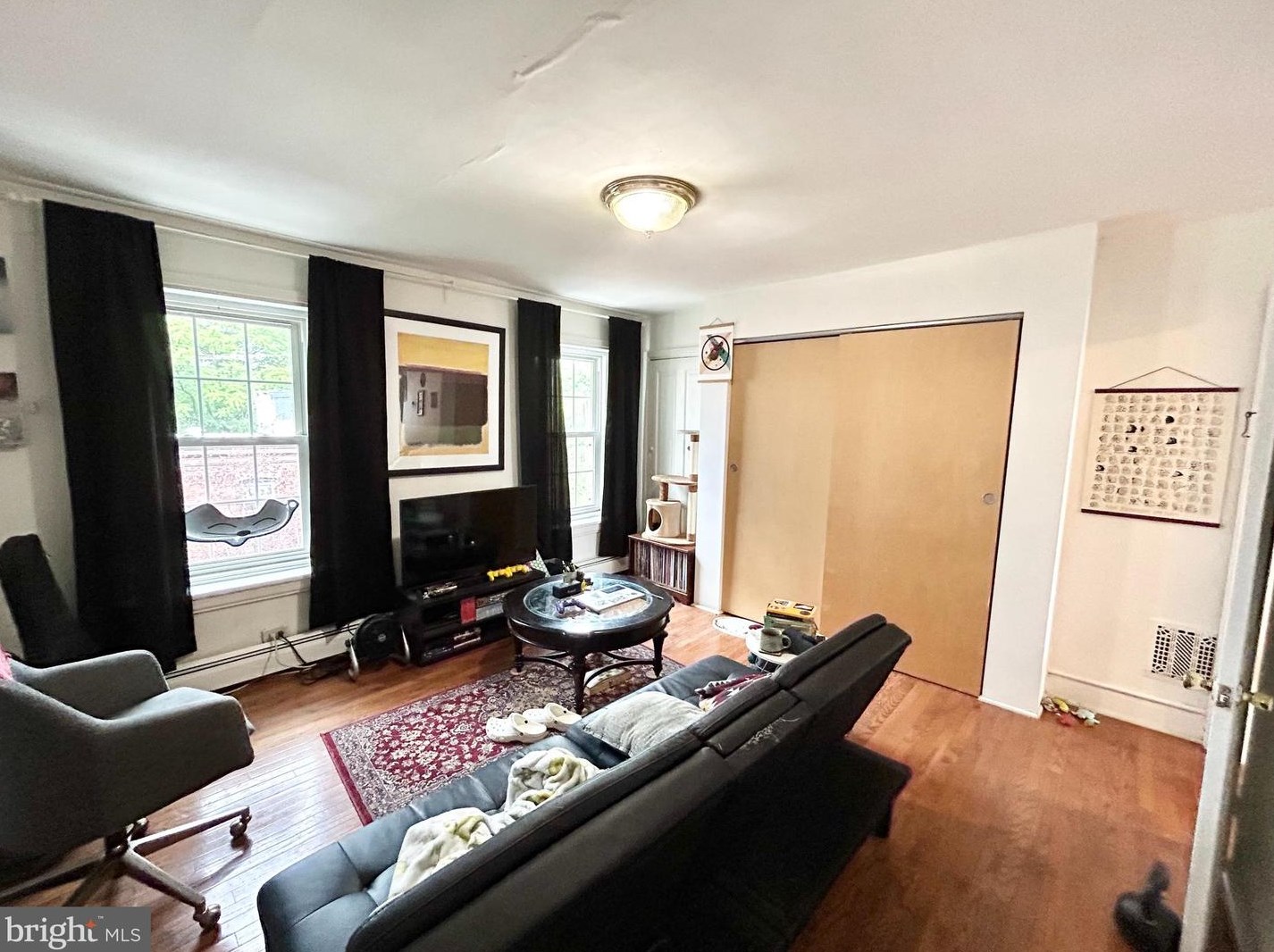 2733 Brown St #3f, Philadelphia, PA 19130