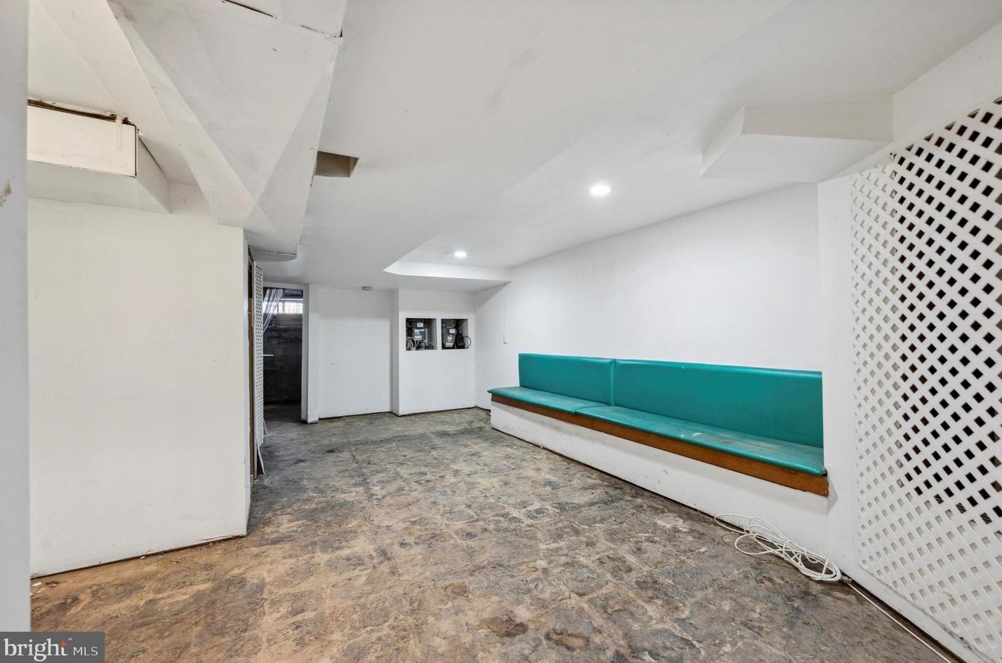 5021 Race St, Philadelphia PA  19139-2708 exterior