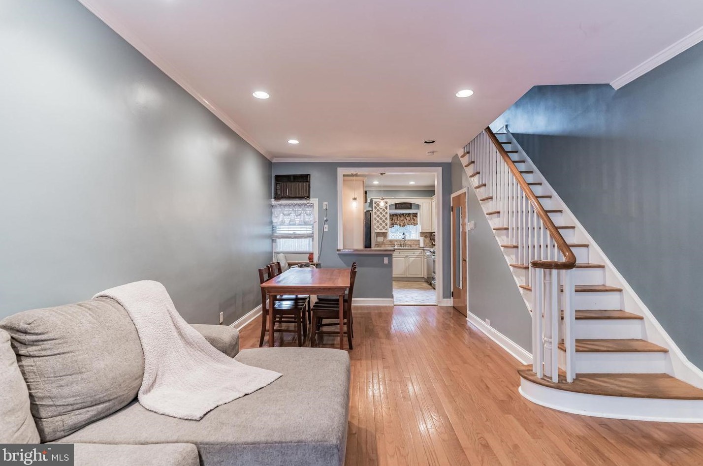 2446 Lambert St, Philadelphia PA  19145-4212 exterior