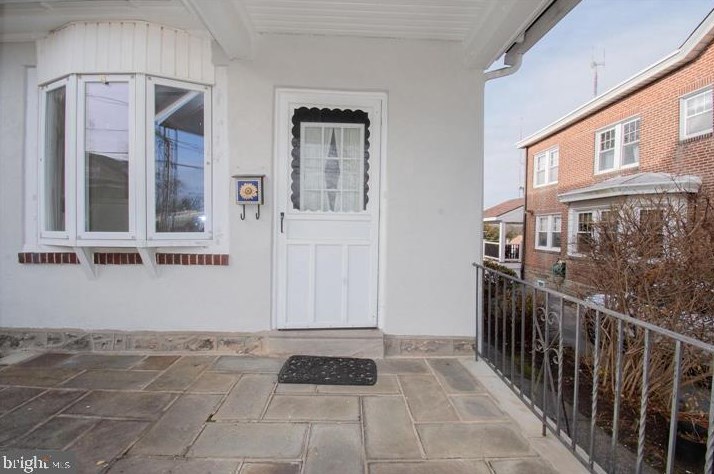 6738 Mitchell St, Philadelphia, PA 19128-4535