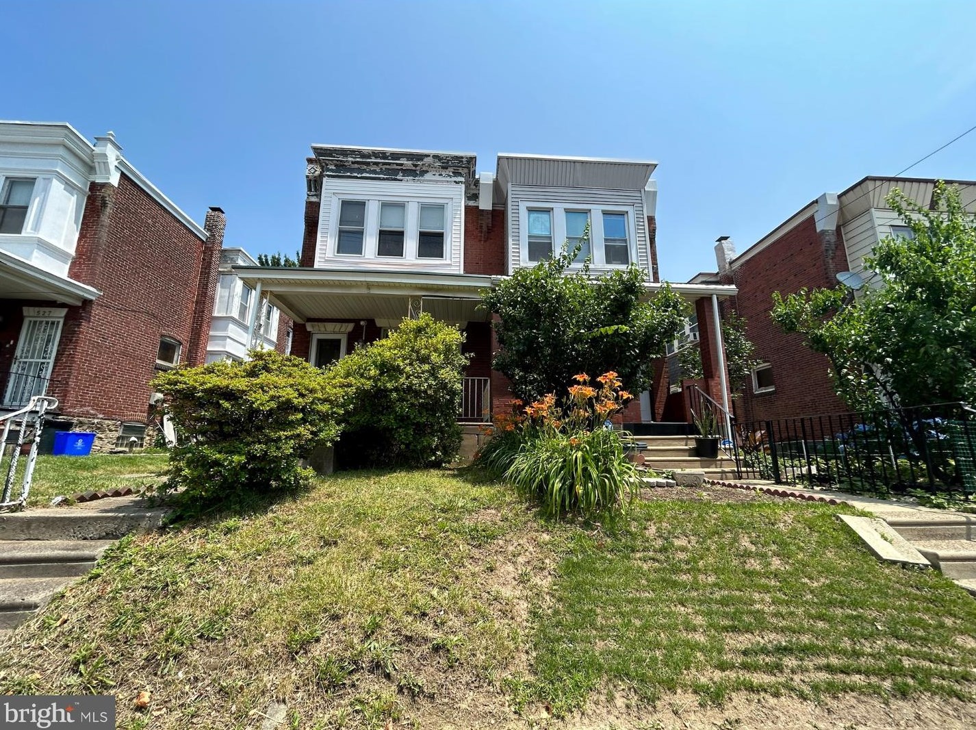 529 Robbins St, Philadelphia, PA 19111-5739