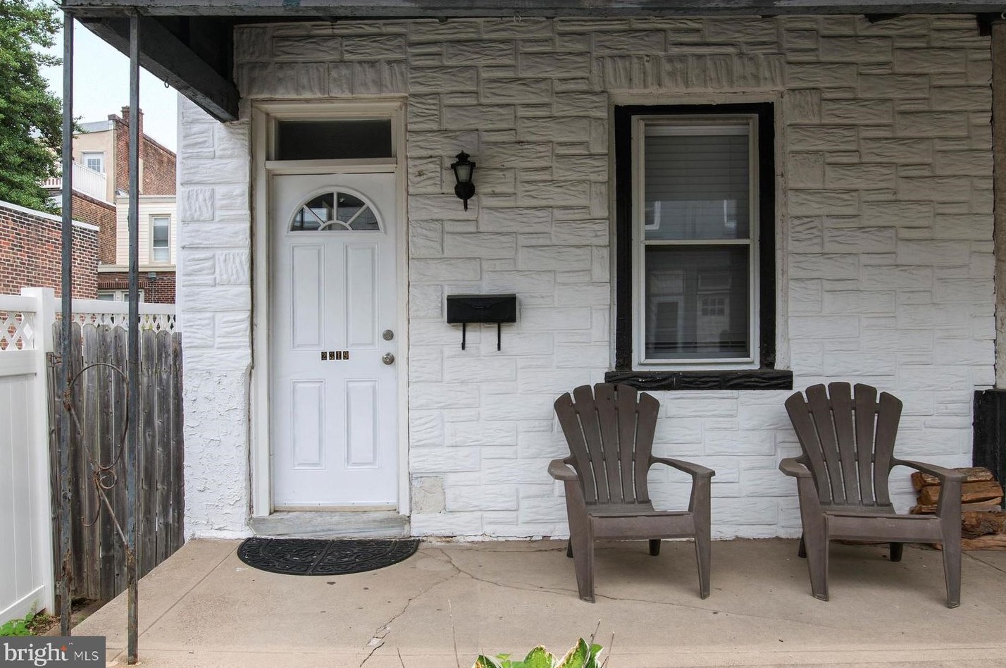 2319 Oakdale St, Philadelphia, PA 19132-3635