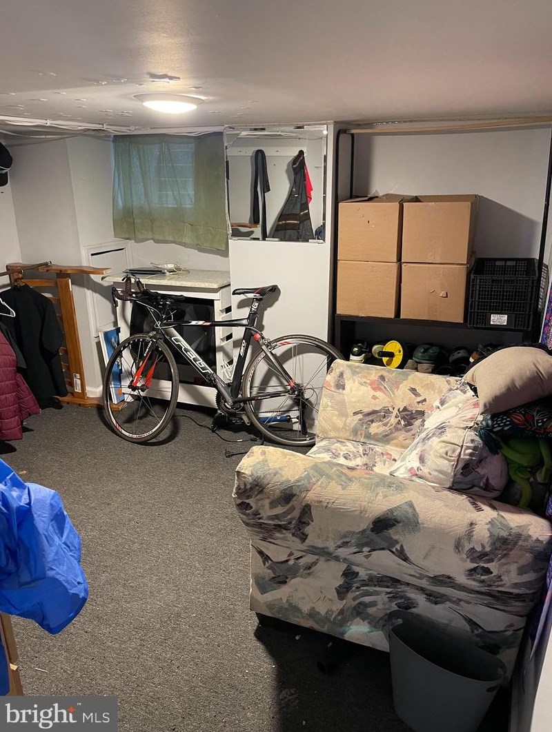 2122 Mcclellan St, Philadelphia PA  19145-1911 exterior