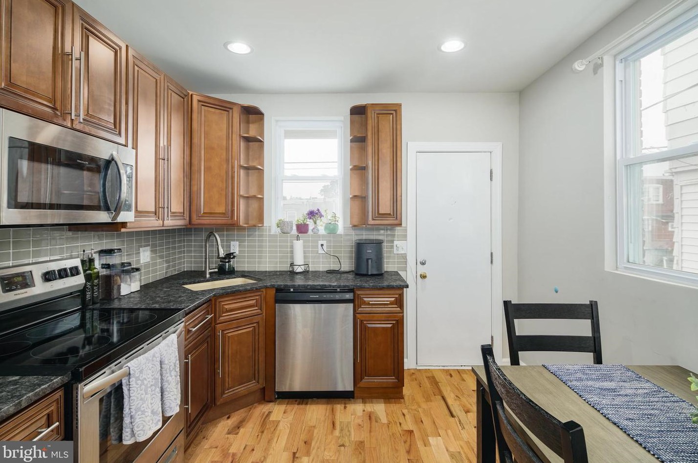 5649 Arlington St, Philadelphia PA  19131-3116 exterior