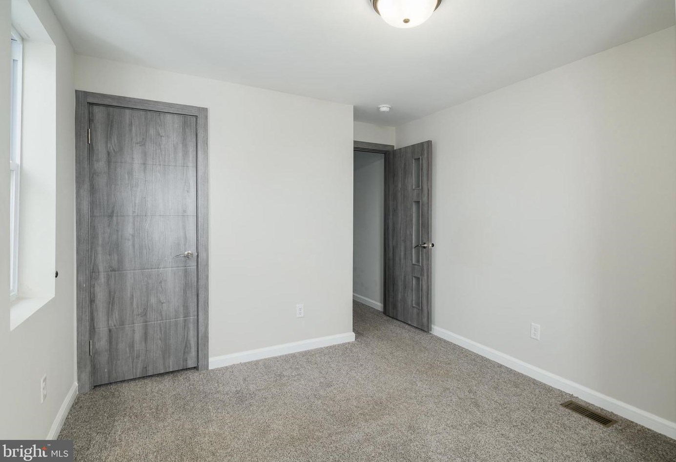 5649 Arlington St, Philadelphia PA  19131-3116 exterior