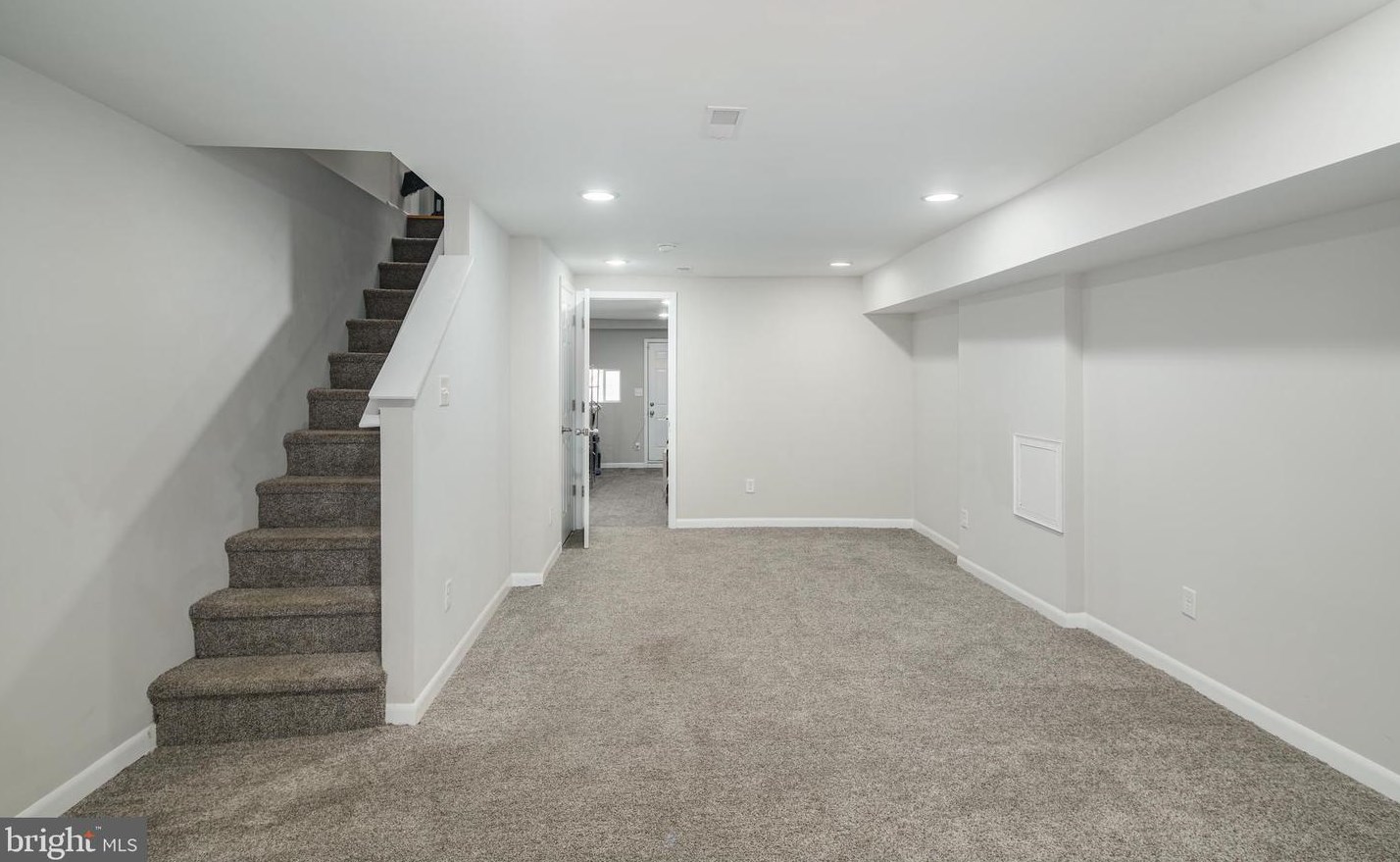 5649 Arlington St, Philadelphia PA  19131-3116 exterior