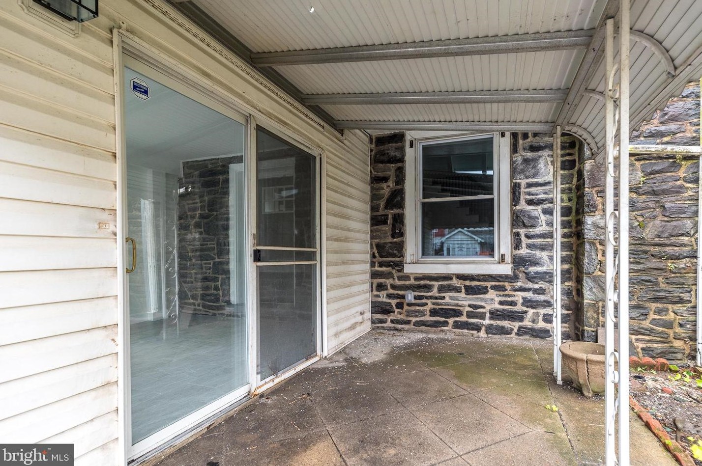 6122 Nassau Rd, Philadelphia, PA 19151