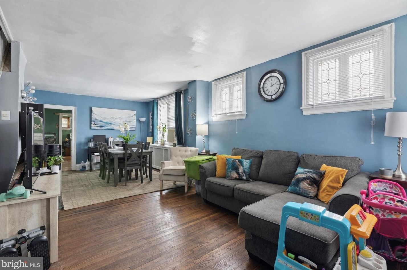 265 Duval St, Philadelphia, PA 19144-2507