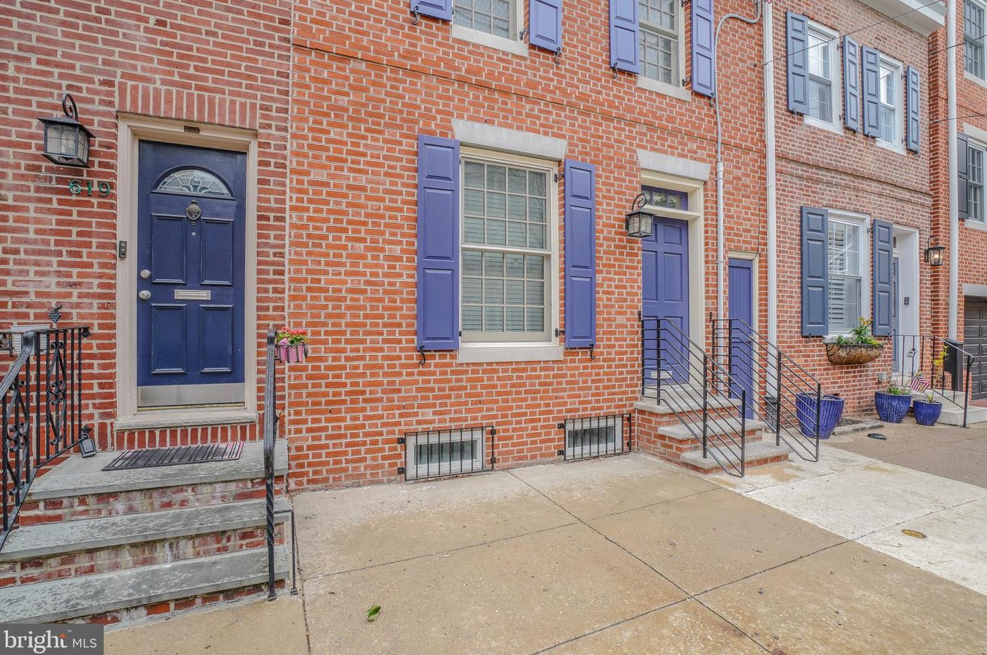 621 S Hancock St, Philadelphia, PA 19123