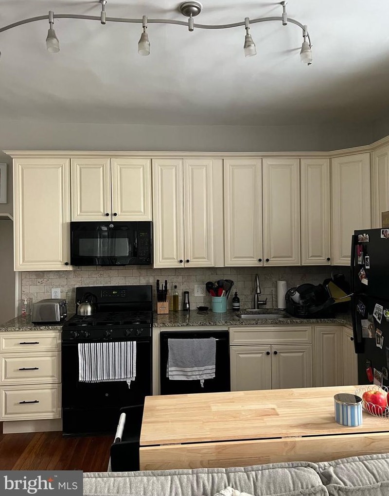 508 Bainbridge St #fl2, Philadelphia, PA 19147