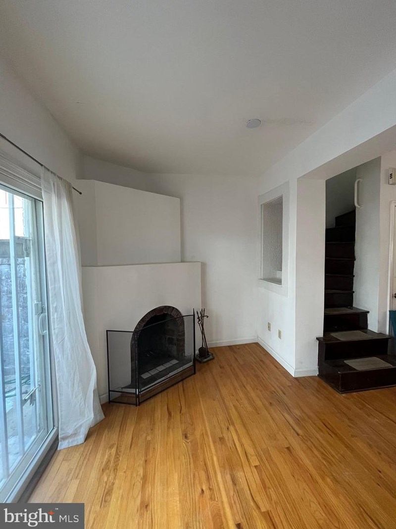 750 Mildred St, Philadelphia PA  19147-2810 exterior
