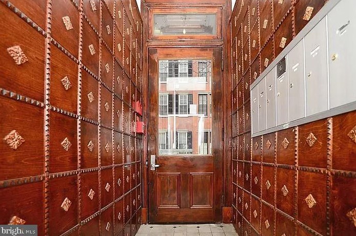 1813 Spruce St #2r, Philadelphia, PA