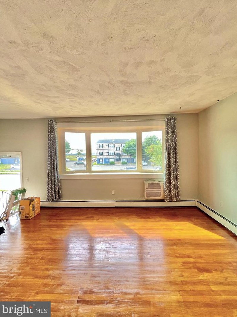 10035 Canterbury Rd, Philadelphia PA  19114-1516 exterior