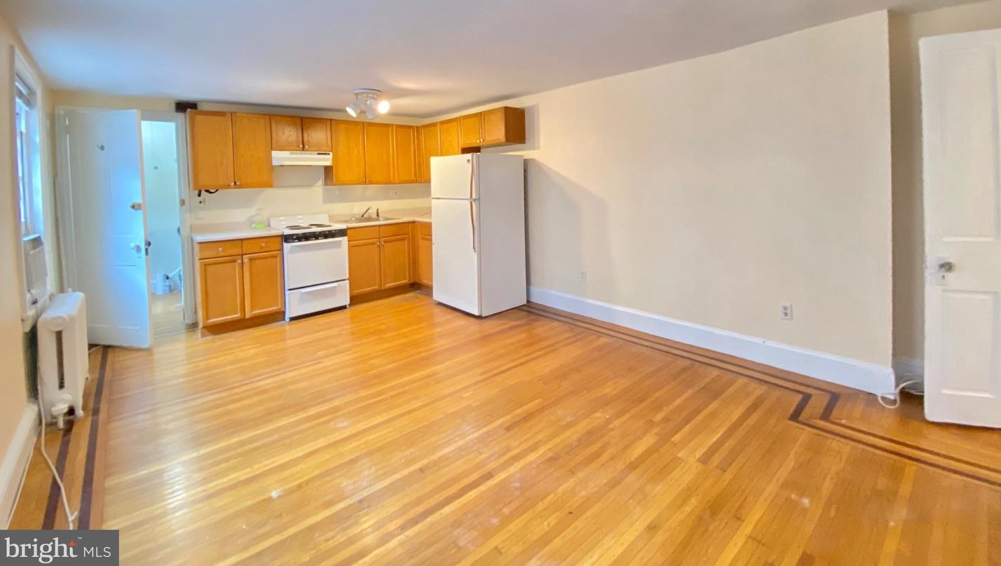 1914 Pine St #3, Philadelphia, PA 19103