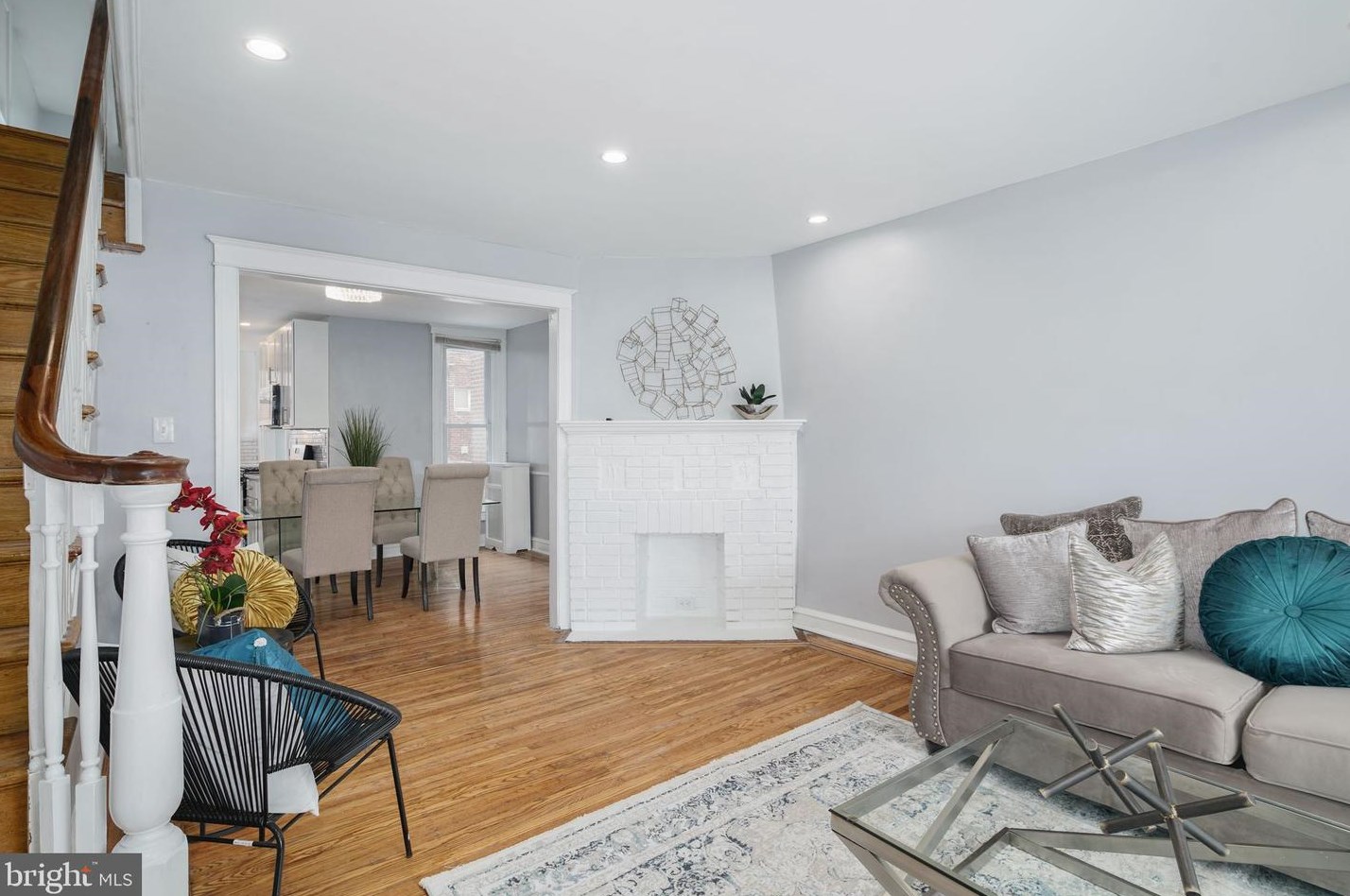 7444 Beverly Rd, Philadelphia PA  19138-1413 exterior