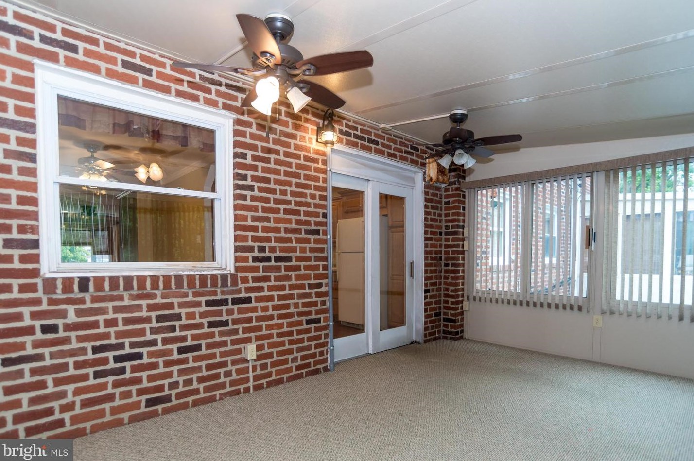 2852 Tolbut St, Philadelphia PA  19136-1021 exterior