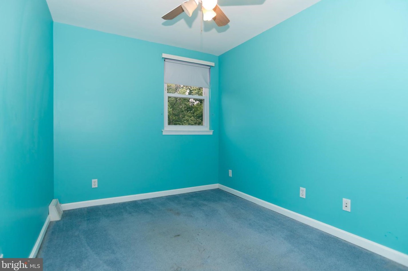 2852 Tolbut St, Philadelphia PA  19136-1021 exterior