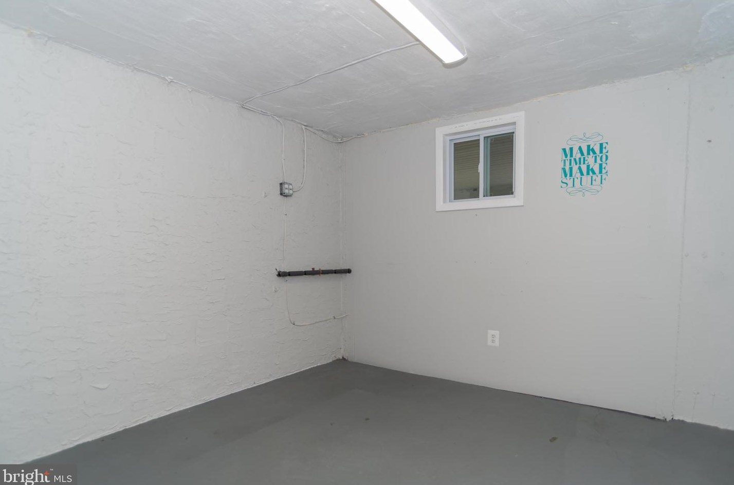 2852 Tolbut St, Philadelphia PA  19136-1021 exterior