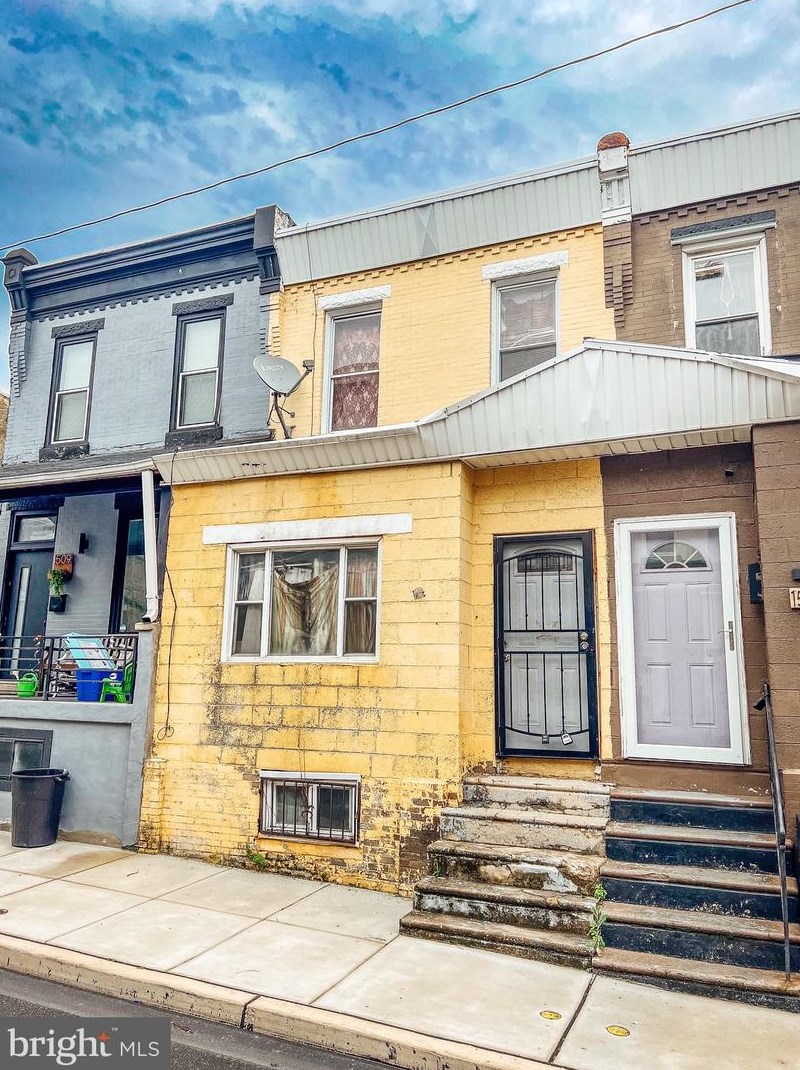 1507 Myrtlewood St, Philadelphia, PA 19121-3633