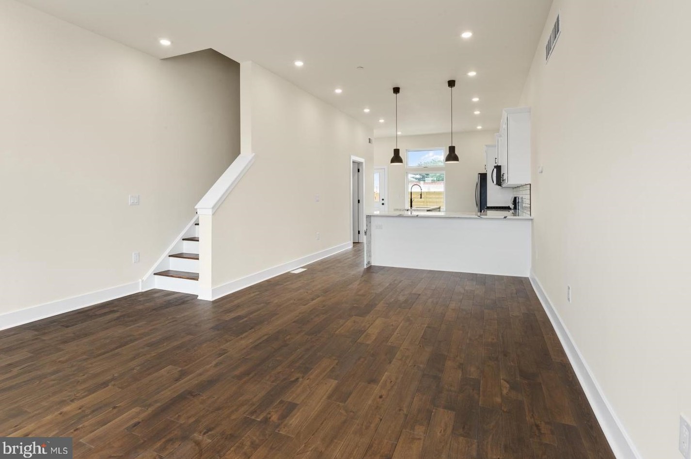 2713 Lefevre St, Philadelphia PA  19137-2057 exterior
