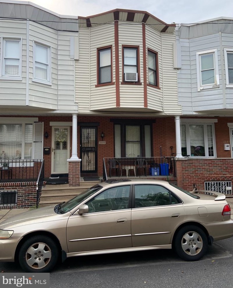2644 Jessup St, Philadelphia, PA 19133-1406