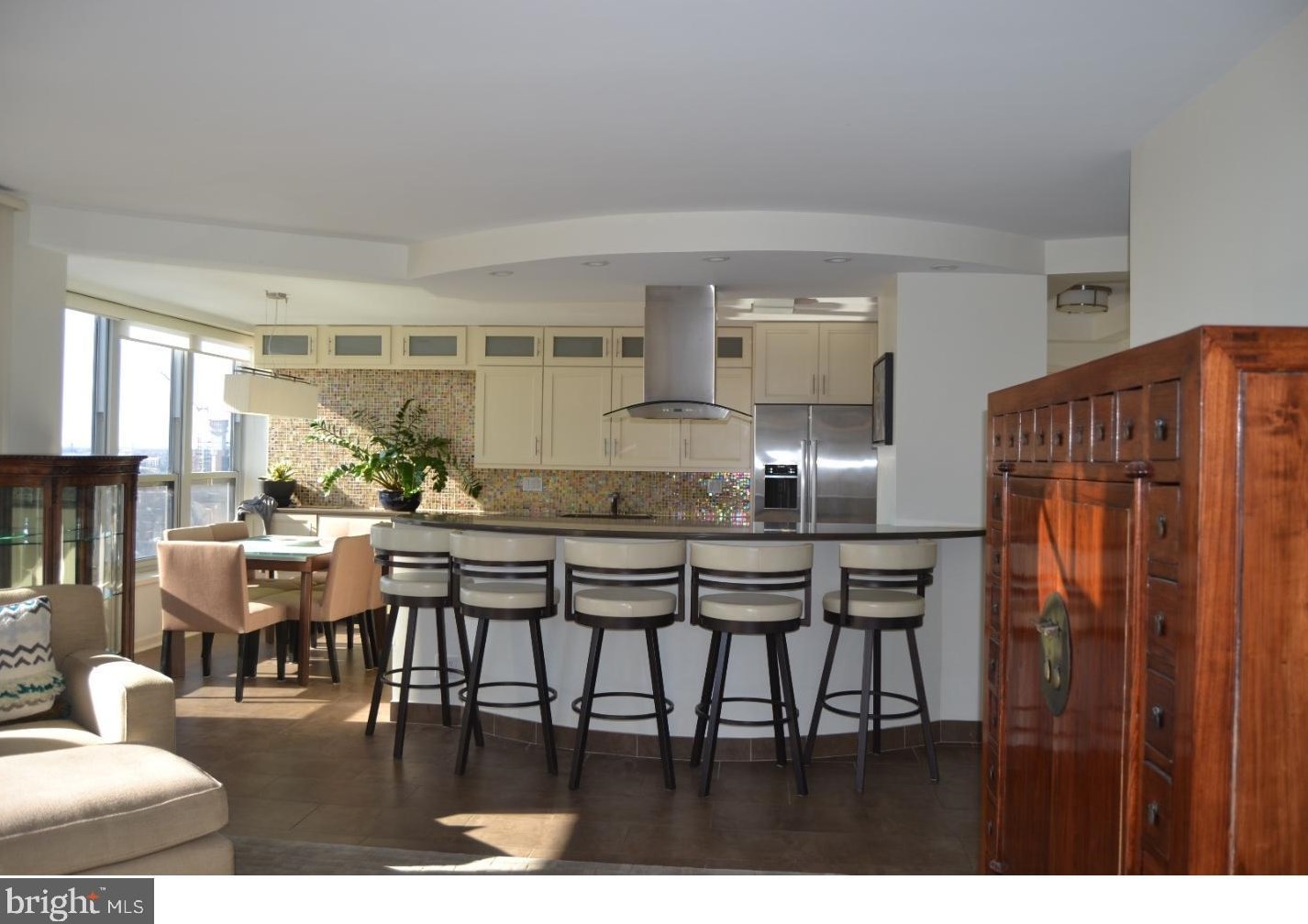 224 W Rittenhouse Square #1211, Philadelphia, PA 19103