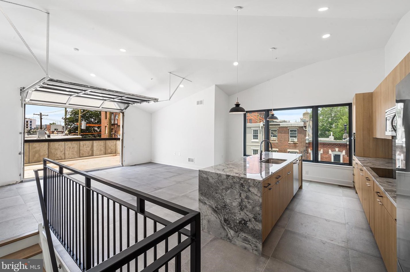 1772 N Front St #3, Philadelphia, PA 19122
