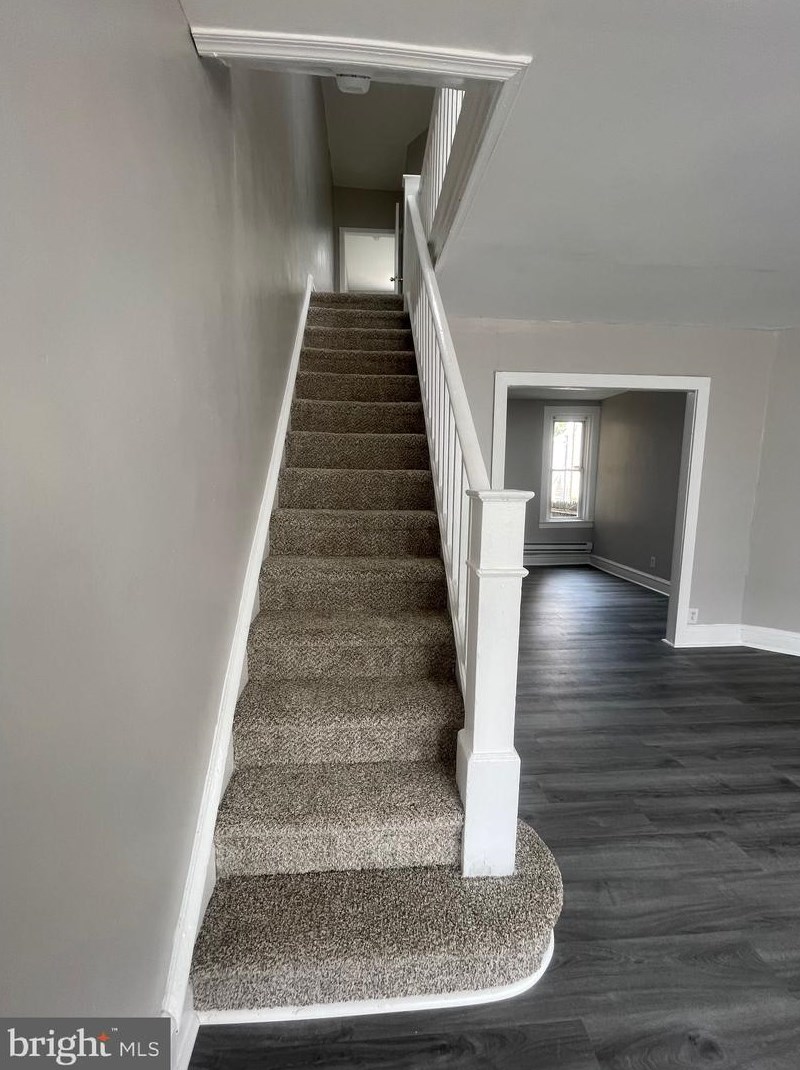 6517 Allman St, Philadelphia, PA 19142