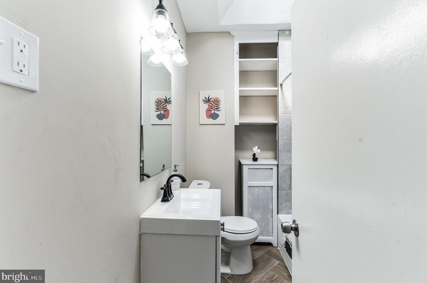 189 Tiber St, Philadelphia PA  19140-1626 exterior
