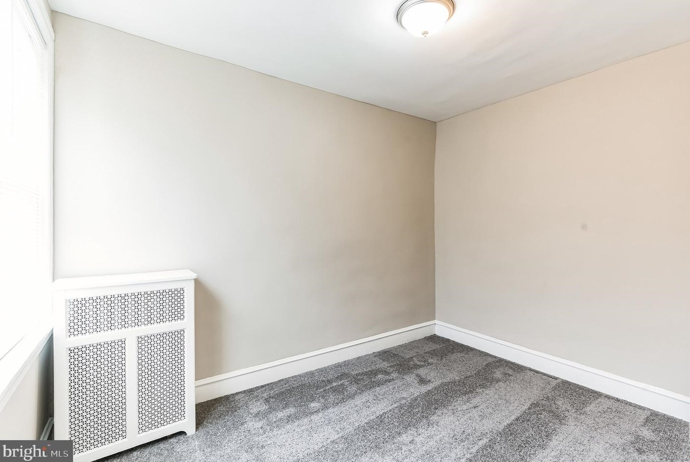189 Tiber St, Philadelphia PA  19140-1626 exterior