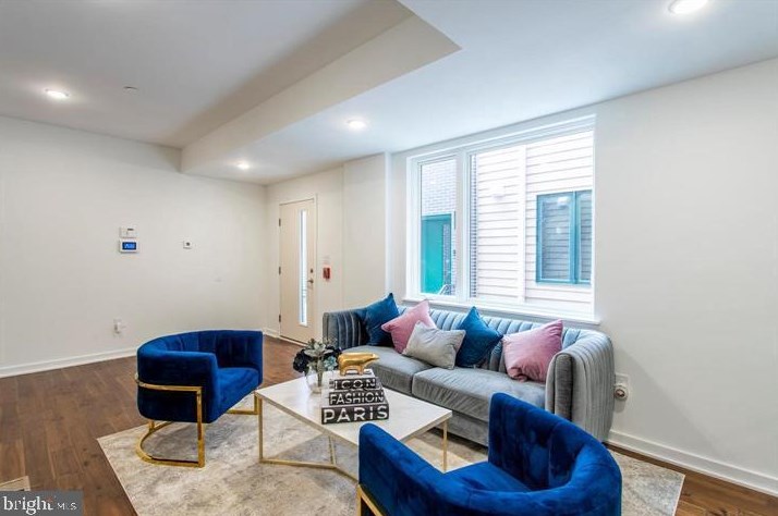 4729 Walnut St #b, Philadelphia, PA 19139