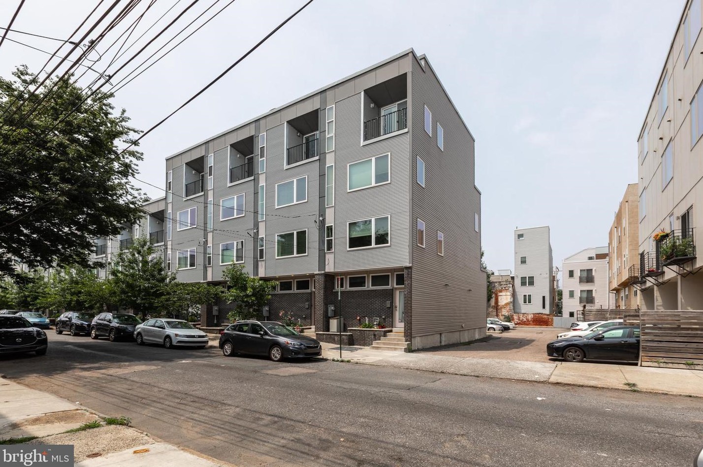1348 N Howard St, Philadelphia, PA 19122