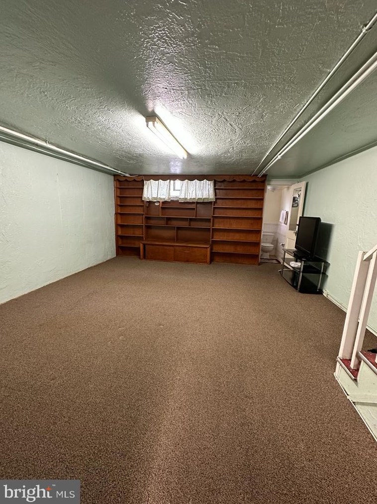 1446 Mckinley St, Philadelphia, PA 19149-2705