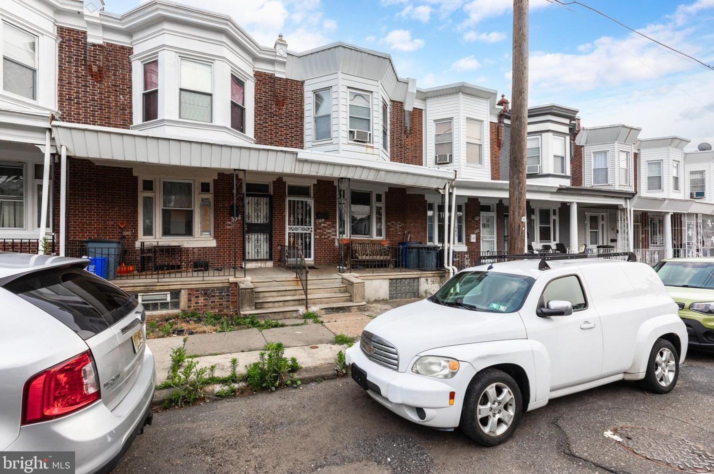 540 Somerville Ave, Philadelphia, PA 19120-2716