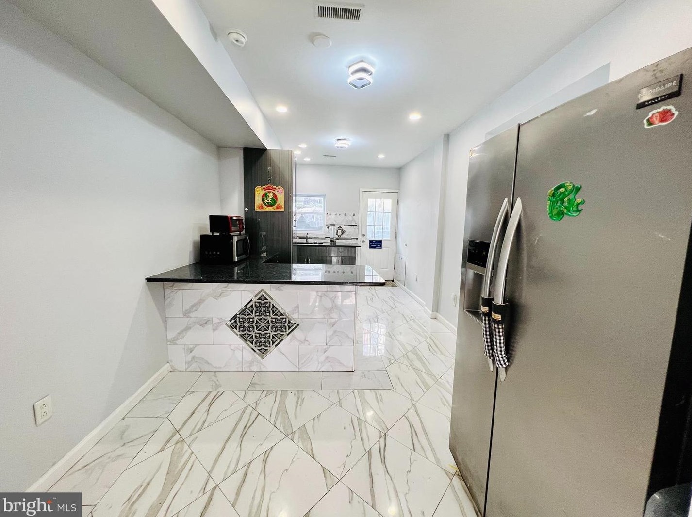 2619 7th St, Philadelphia PA 19148-4609 exterior