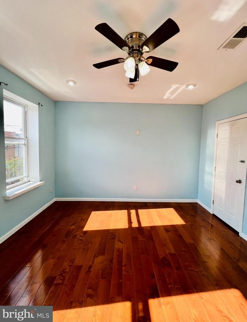 2619 7th St, Philadelphia PA 19148-4609 exterior