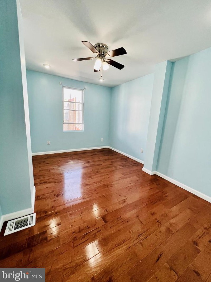 2619 7th St, Philadelphia PA 19148-4609 exterior