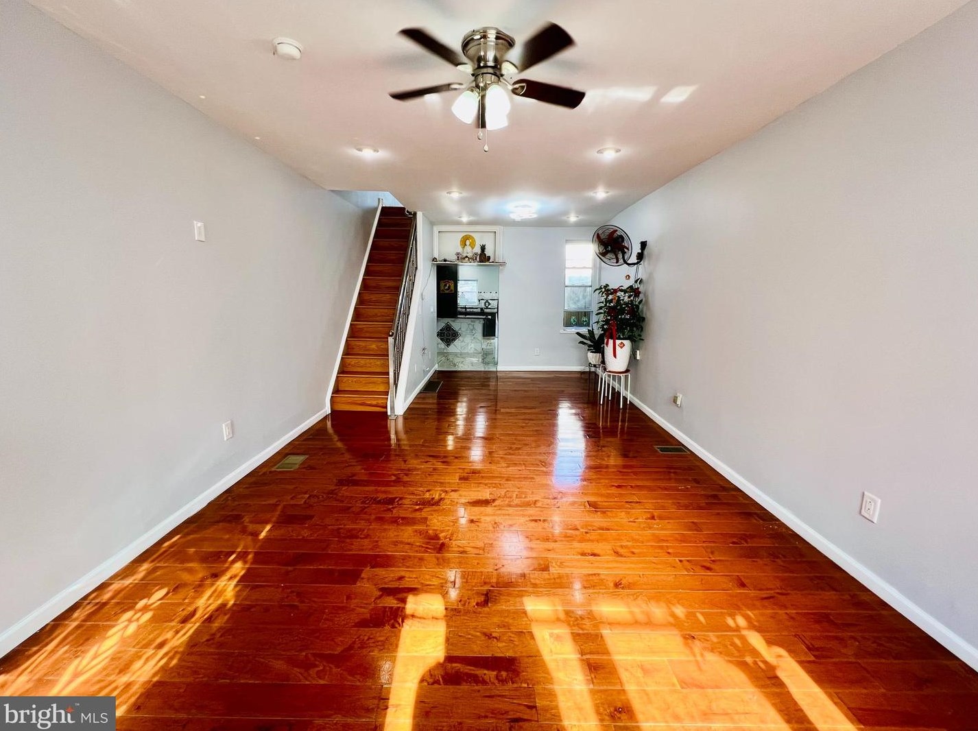 2619 7th St, Philadelphia PA 19148-4609 exterior