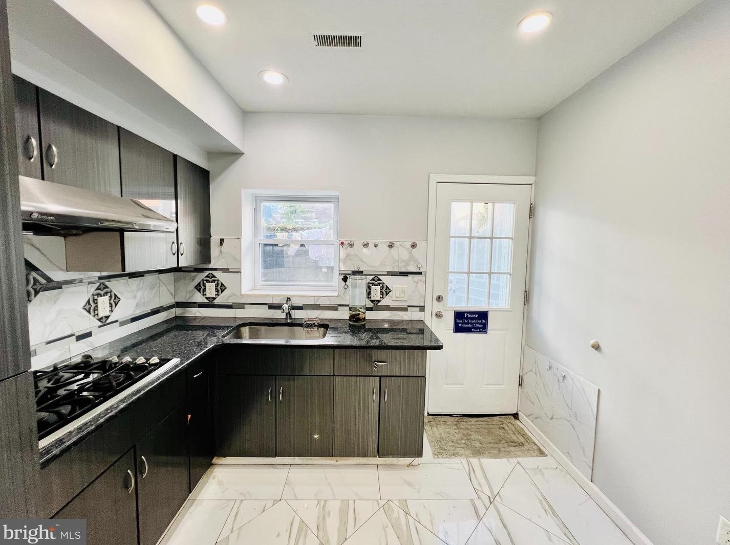 2619 7th St, Philadelphia PA 19148-4609 exterior