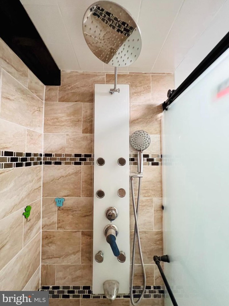 2619 7th St, Philadelphia PA 19148-4609 exterior