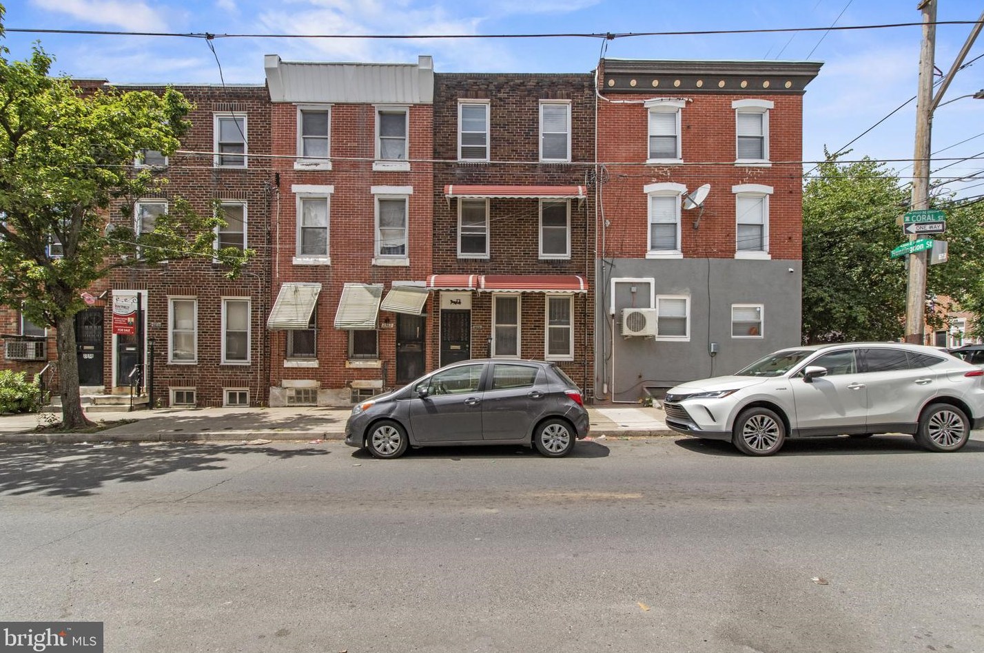 2564 Coral St, Philadelphia PA  19125-1336 exterior