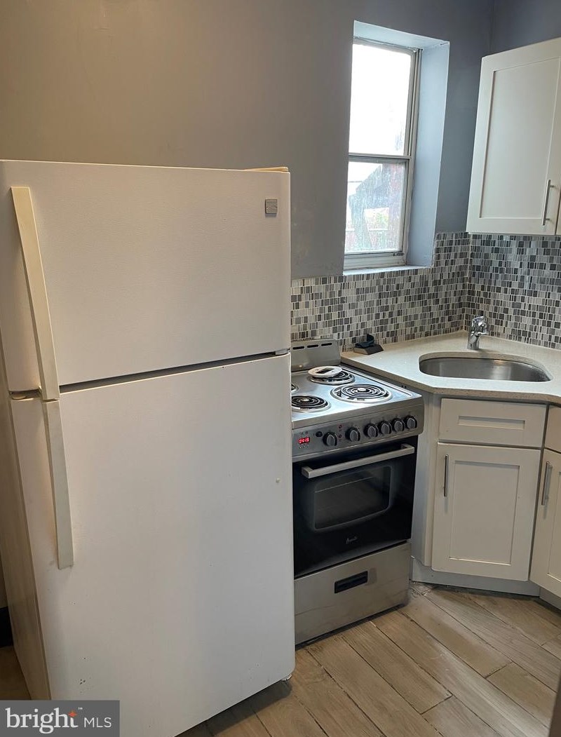 1302 W Wishart St #1st Floor, Philadelphia, PA 19132