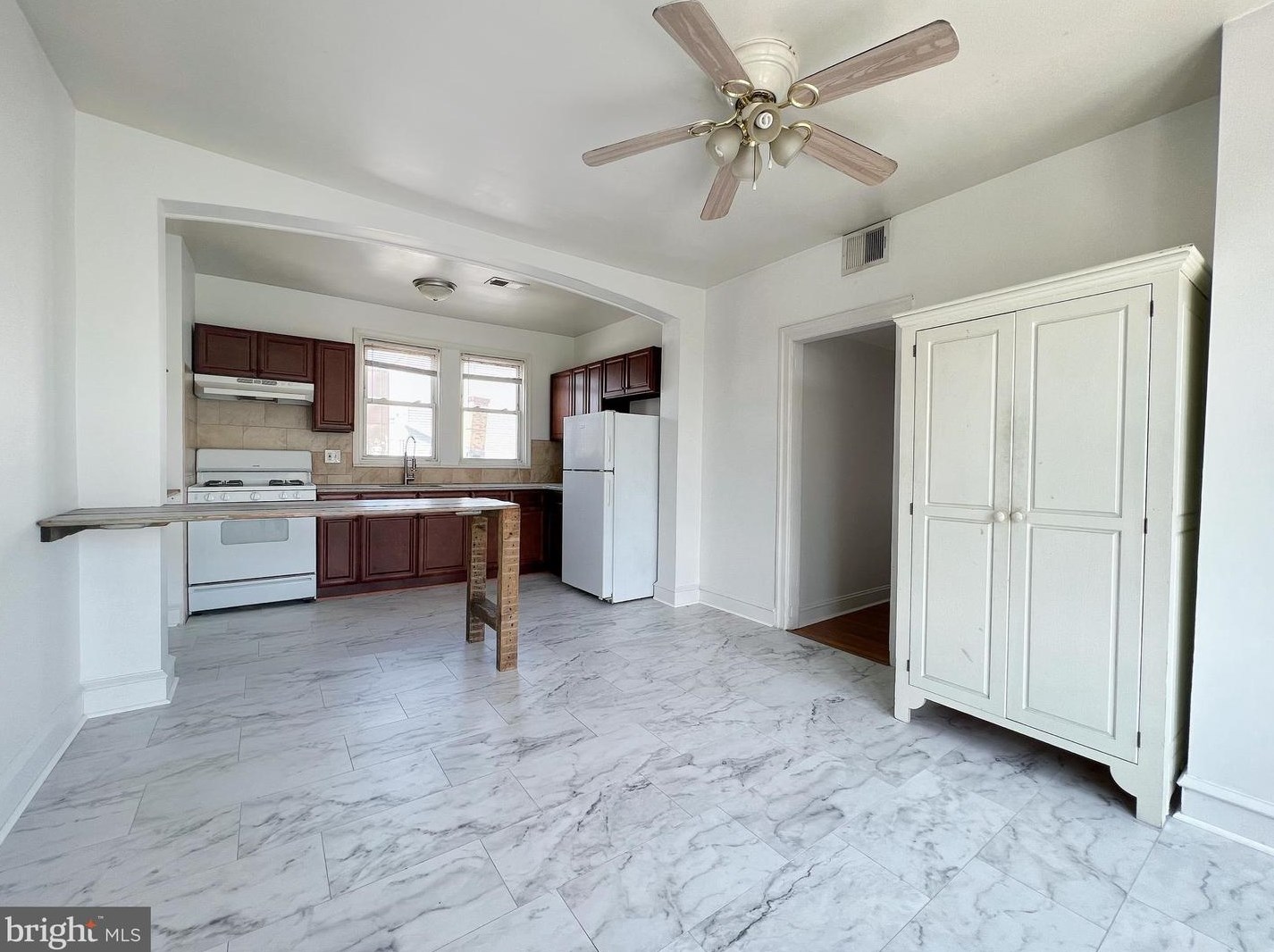 2524 W Girard Ave #3, Philadelphia, PA 19130