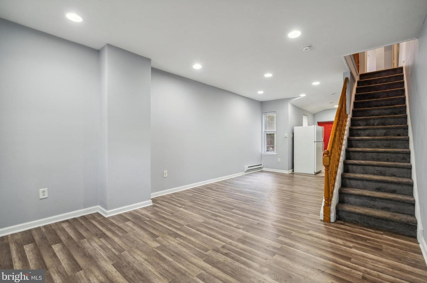 887 N 51st St, Philadelphia, PA 19143