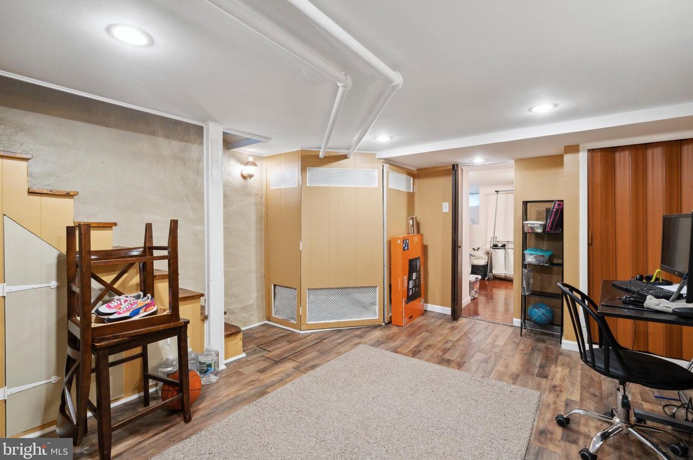 7117 Woolston Ave, Philadelphia PA 19138-2034 exterior