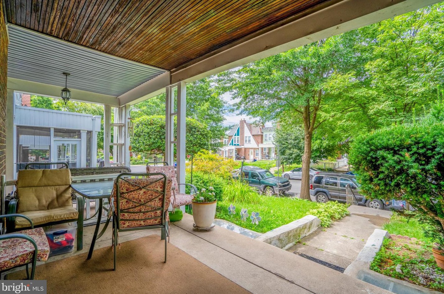 7117 Woolston Ave, Philadelphia PA 19138-2034 exterior