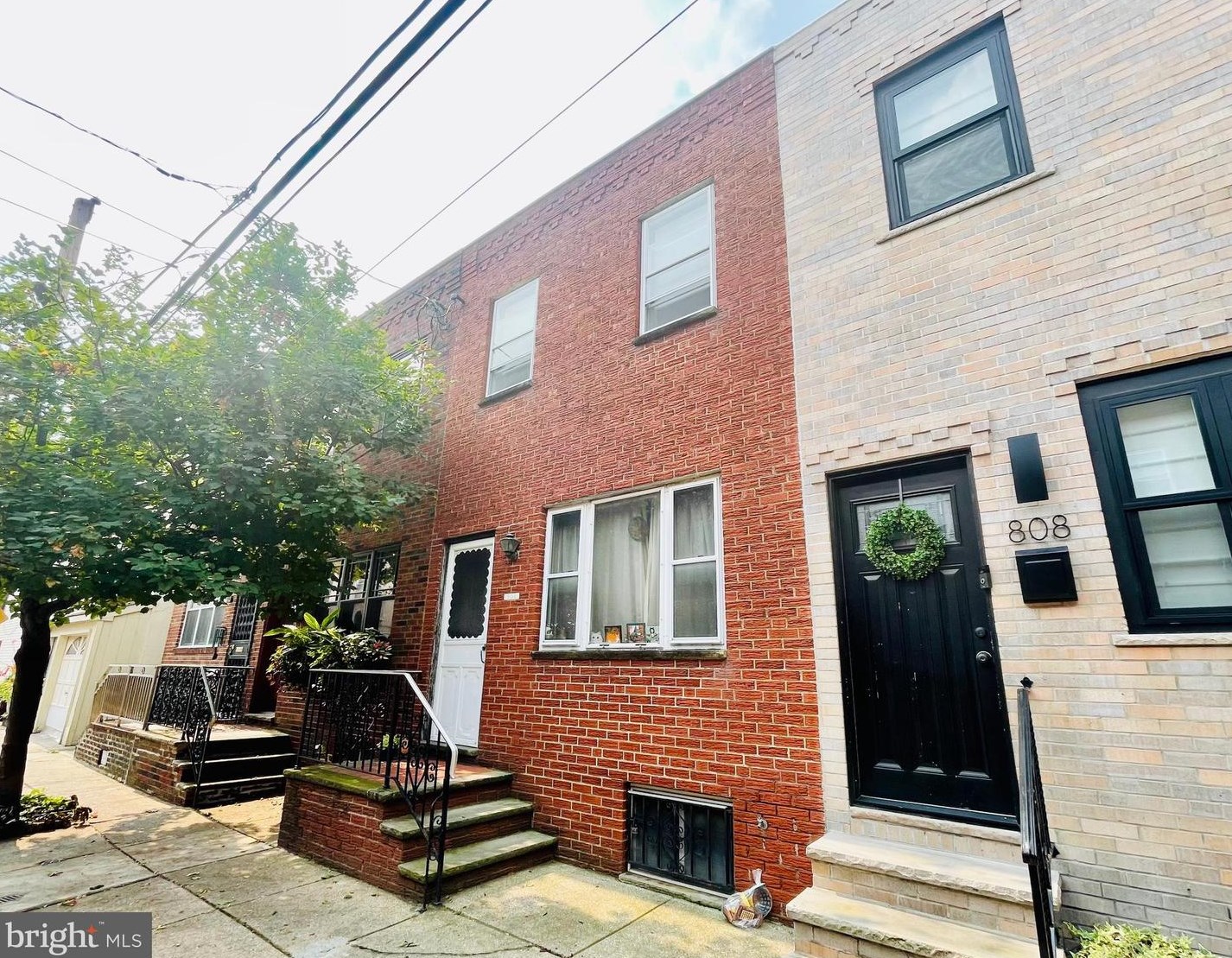 806 Mcclellan St, Philadelphia, PA 19148-1628