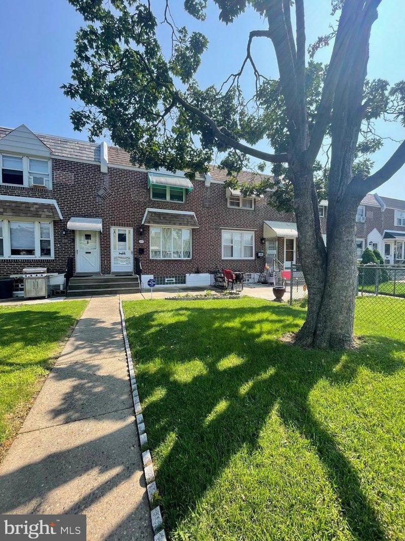 2135 Mckinley St, Philadelphia, PA 19149-3536