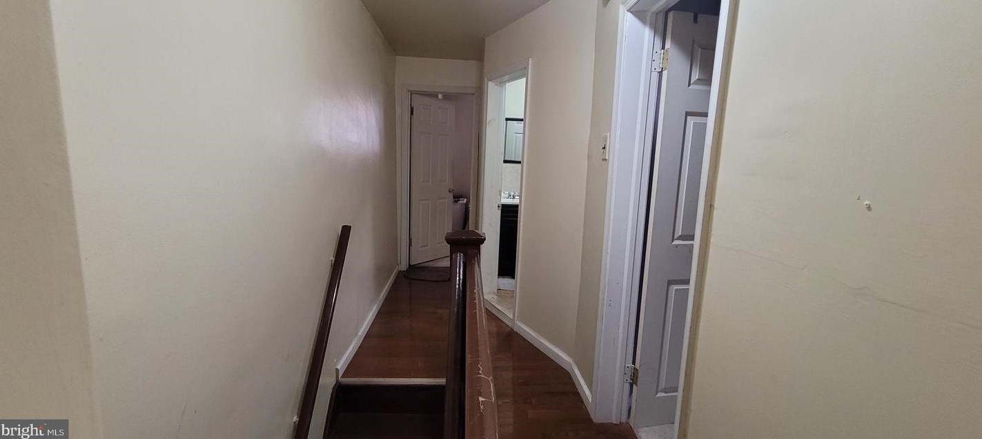 2551 Warnock St, Philadelphia PA  19133-1639 exterior