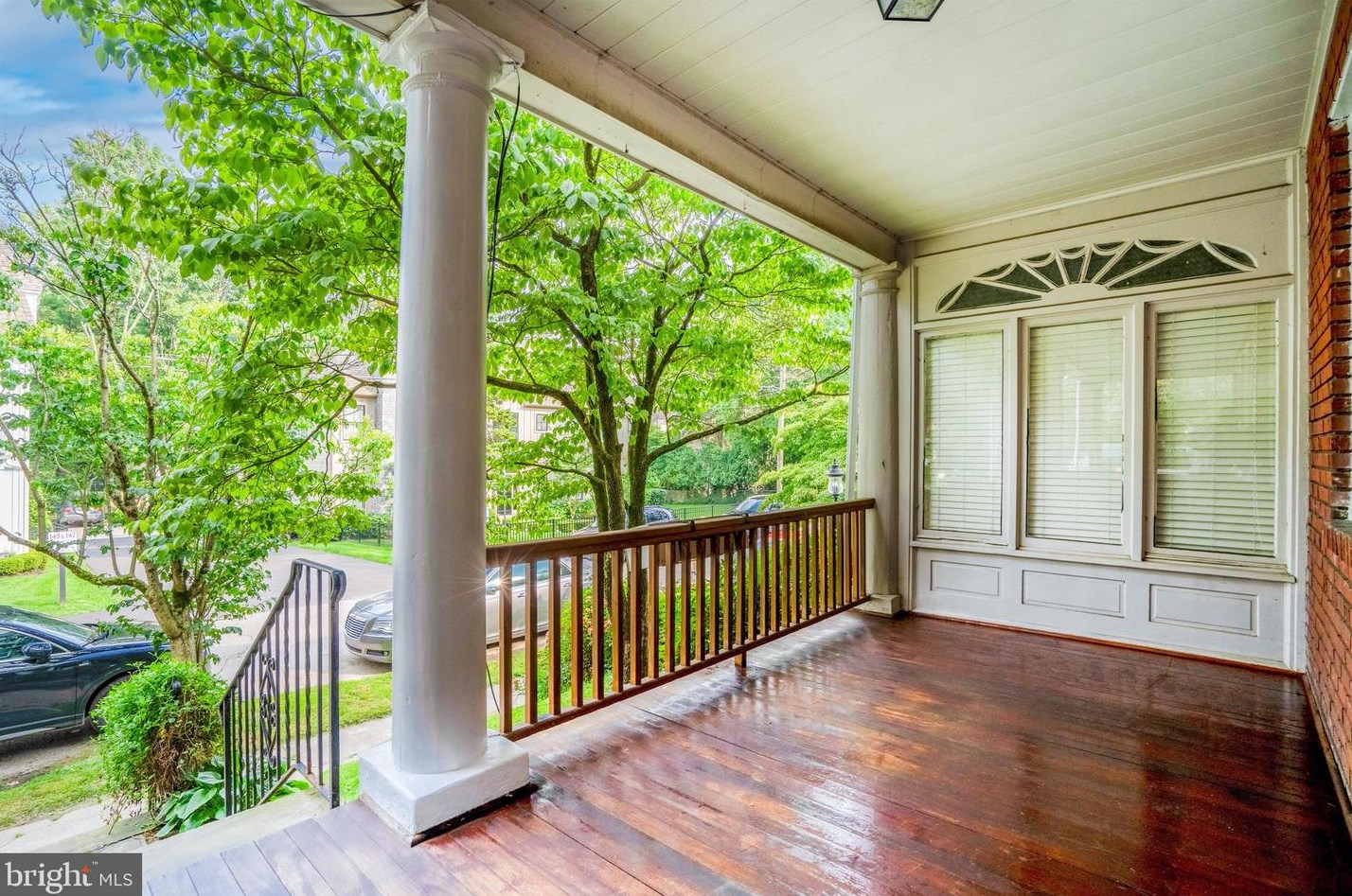 145 Meade St, Philadelphia, PA 19118-3809
